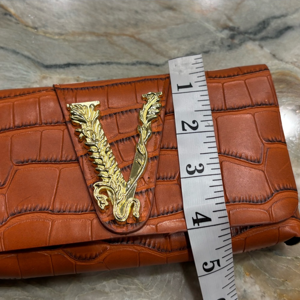 Brown Crocodile Embossed Clutch wallet - Picture 9 of 10